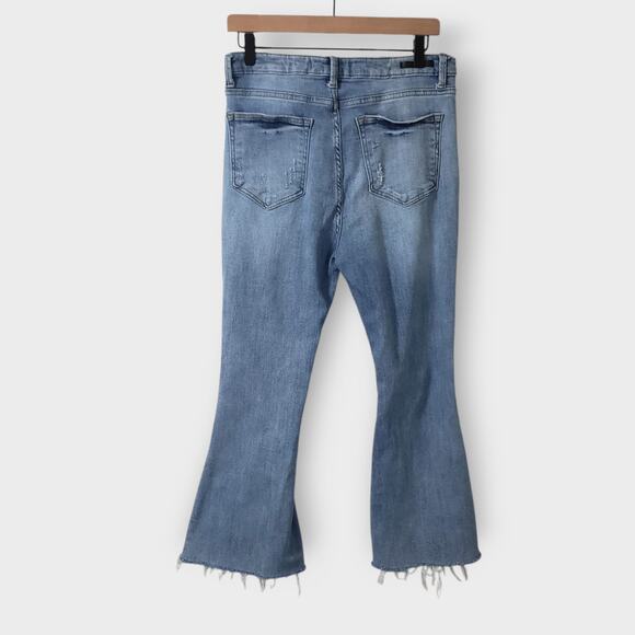Risen Womens High-Rise Flare Distressed Jeans Sz 30/11 Light Blue Wash Raw Hem - Picture 6 of 13